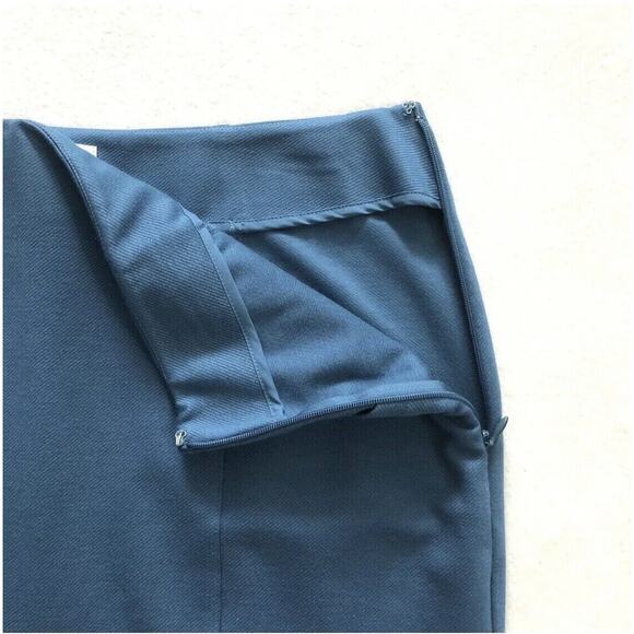 NWOT cAbi Women 3220 Teal Blue Sigourney Pencil Knee Length Straight Skirt 4 - Picture 4 of 10